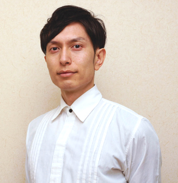 三華堂はりきゅう整骨院 調布の院長「早川英孝」調布で腰痛治療、ぎっくり腰治療、頭痛治療、肩の痺れの治療を得意とします。